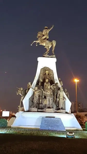 Mustafa Kemal Ataturk Anıtı - Photo 5