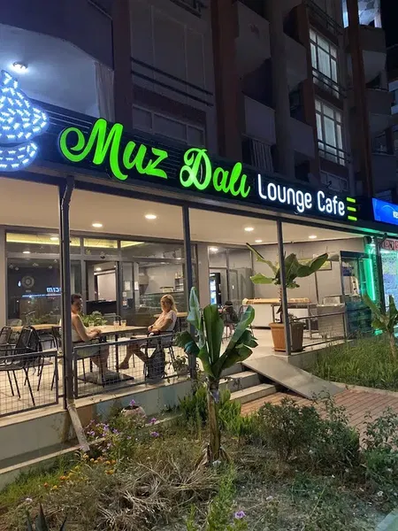 Muzdali Lounge Cafe - Photo 1