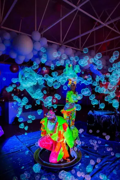 Neon Neşe - Photo 7