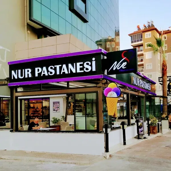 Nur Pastaneleri - Photo 1