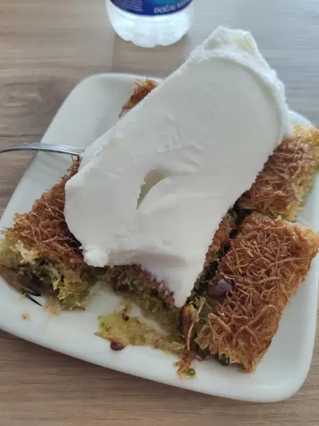 Nur Pastanesi - Photo 2