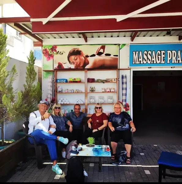 Ocean Massage - Photo 2
