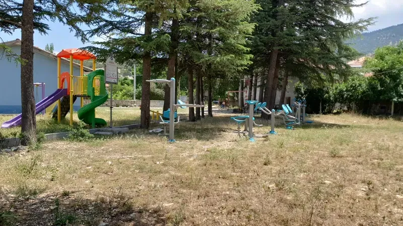 Okul önü - Photo 2