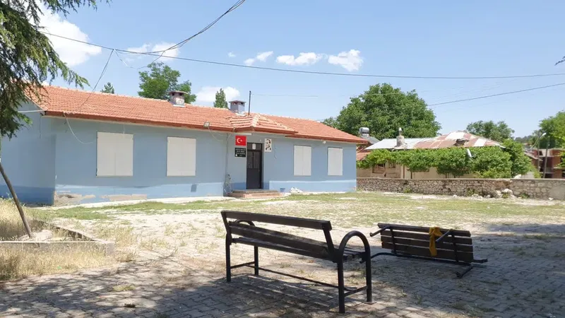 Okul önü - Photo 5