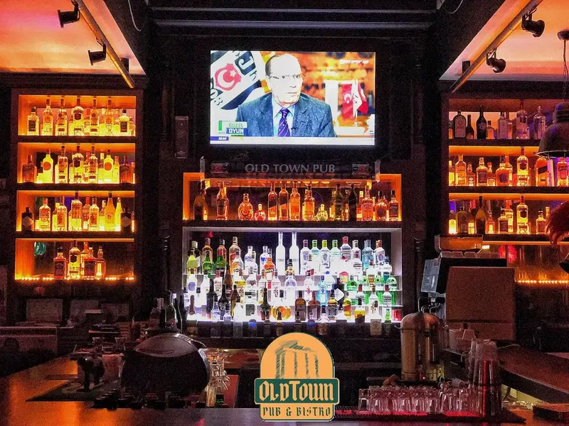 Old Town Pub Bistro - Photo 1