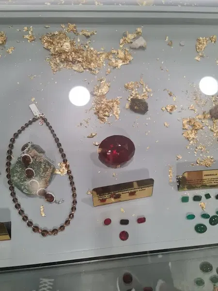 Olympia Jewellery - Photo 9