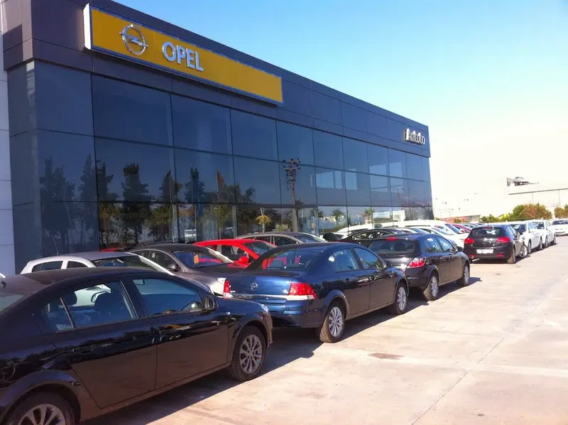 Opel Antoto - Photo 1