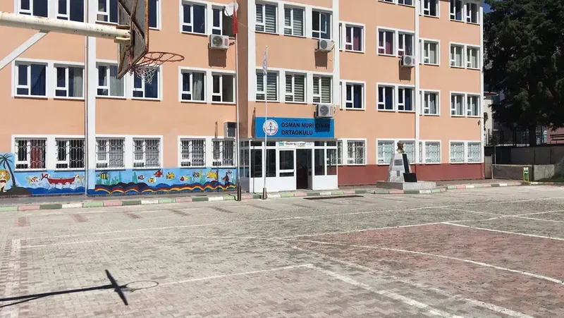 Osman Nuri Çınar Ortaokulu - Photo 1