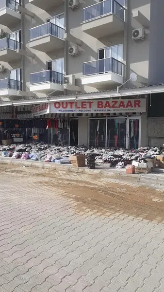 Outlet Bazaar - Photo 5