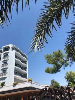 Palmet Beach Resort