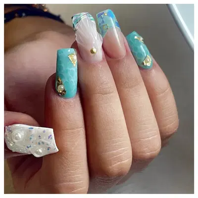 Parish nail