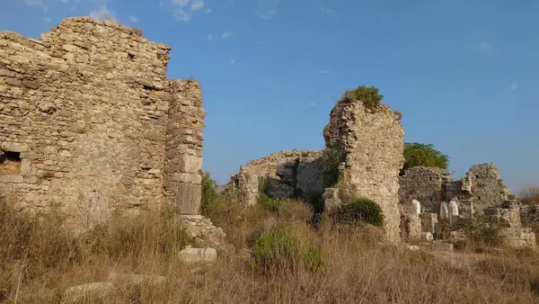 Piskoposluk Sarayi