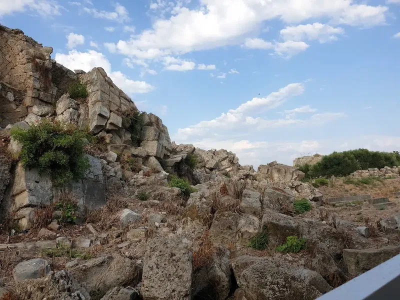 Piskoposluk Sarayi - Photo 6