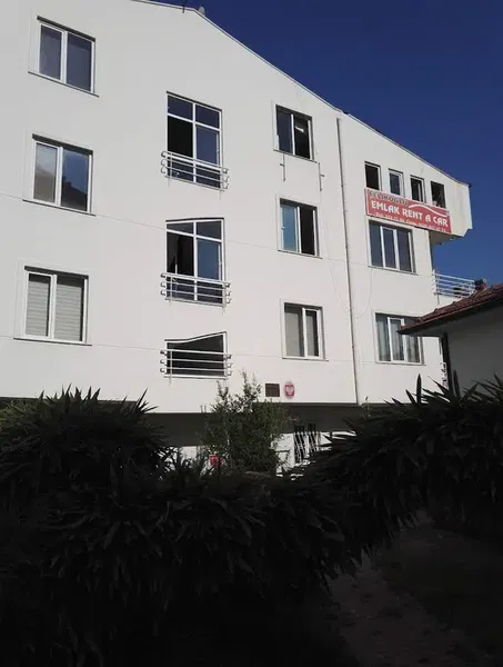 Polonya Fahri Konsolosluğu - Photo 2