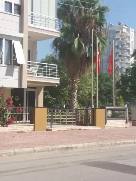 Polonya Fahri Konsolosluğu - Photo 3
