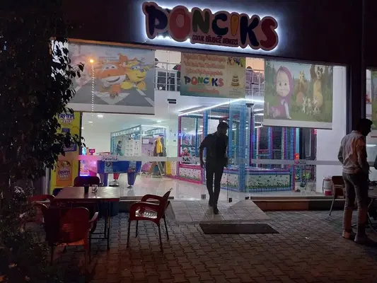 Ponciks cafe cocuk eglence merkezi
