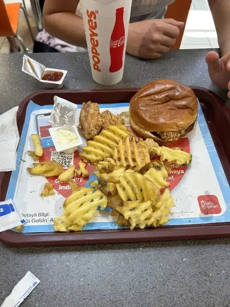 Popeyes - Antalya Havalimanı I Şubesi - Photo 4