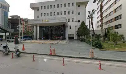 Ptt-adalet Sarayı