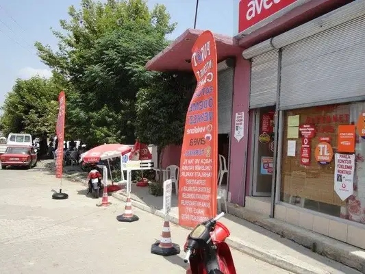 Pusat İnternet Cafe Oyun Salonu