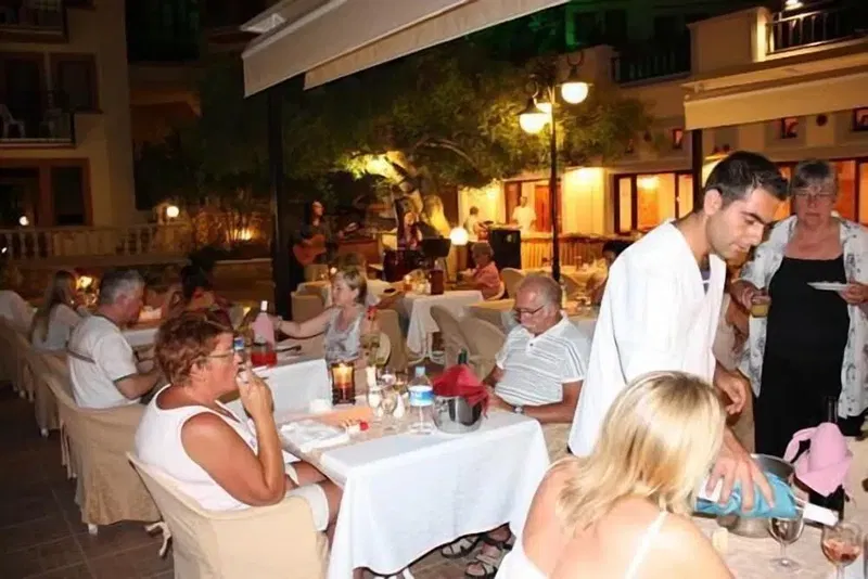 Pırat Hotel - Photo 8