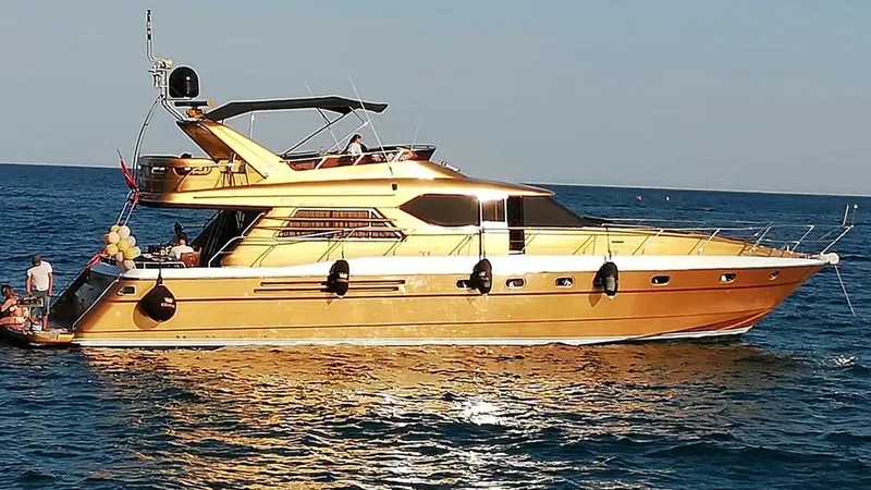 Regnum Luxury Yacht - Photo 1