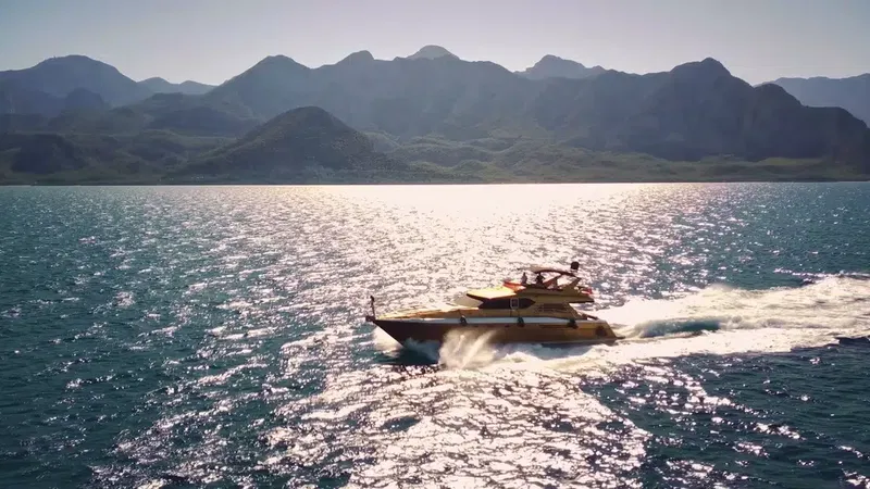 Regnum Luxury Yacht - Photo 2