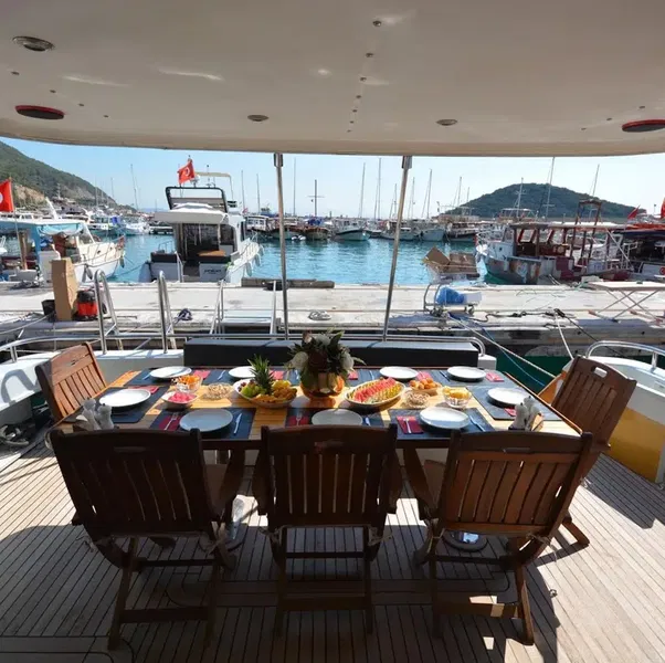 Regnum Luxury Yacht - Photo 4