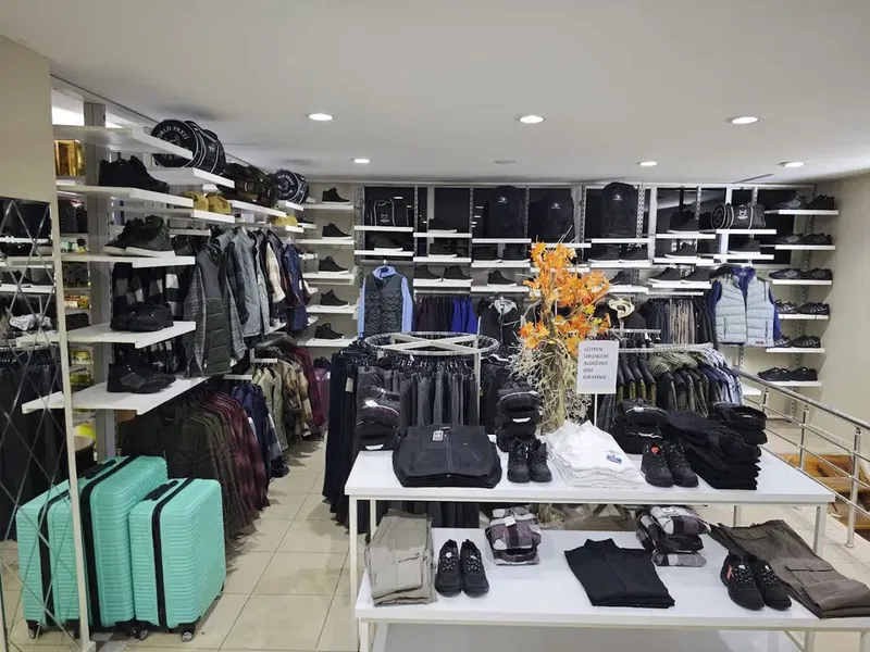Reyhani Market - Photo 6