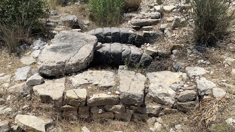 Rhodiapolis Ancient City - Photo 4