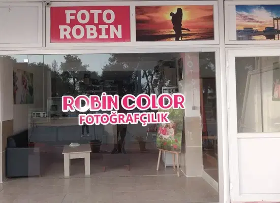 Robi̇n Fotoğrafçilik