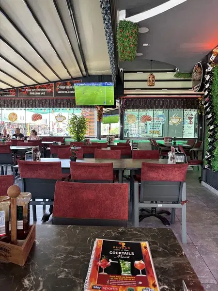 Ruzgar Restaurant Cafe Bar - Photo 6
