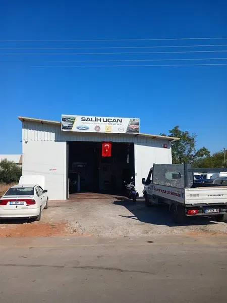Sali̇h Uçan Oto Servi̇s - Photo 1