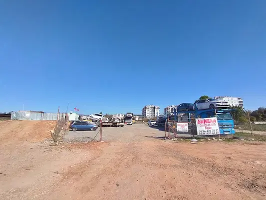 Sancak Çeki̇ci̇ Otoparki