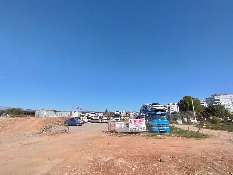 Sancak Çeki̇ci̇ Otoparki - Photo 4