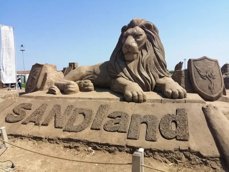 Sandland - Photo 6