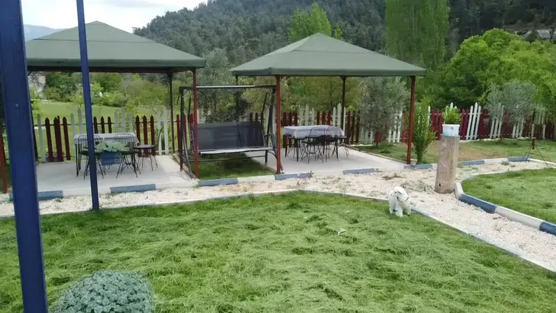 Sarica Garden Cafe - Photo 2