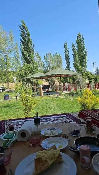 Sarica Garden Cafe - Photo 5