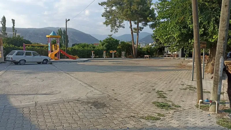 Sedat Kahyaoglu parkı - Photo 1