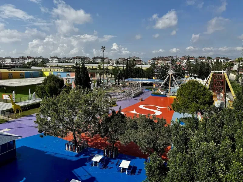Selectum Lunapark - Photo 6