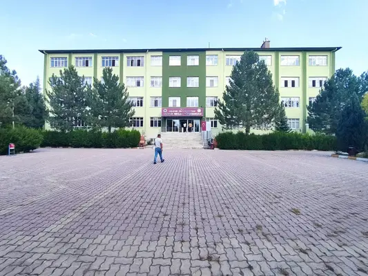 Selçuk Üniversitesi Akşehir Meslek Yüksekokulu