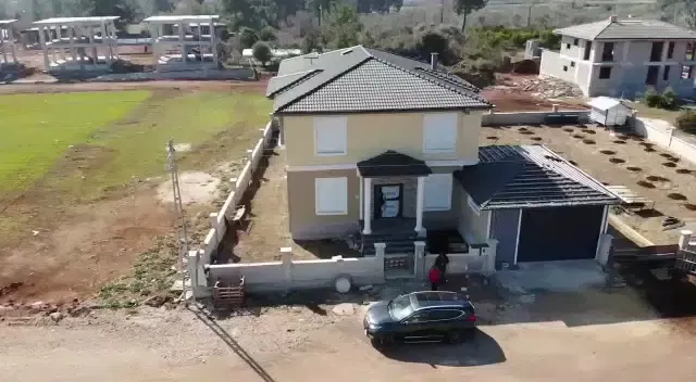 Semra Ati̇lla - Photo 2
