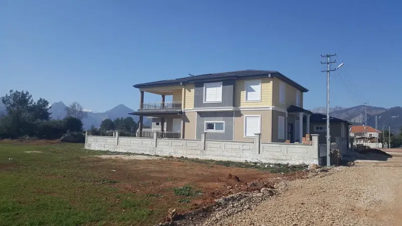 Semra Ati̇lla - Photo 3