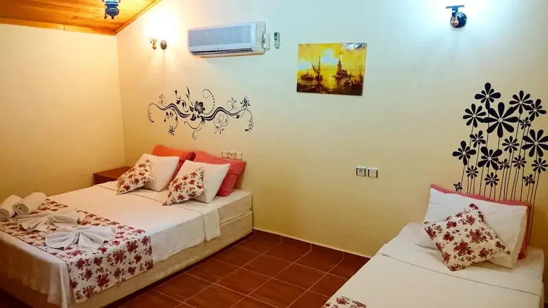 Sera Hostel - Photo 3