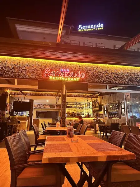 Serenade Restaurant Bar - Photo 3