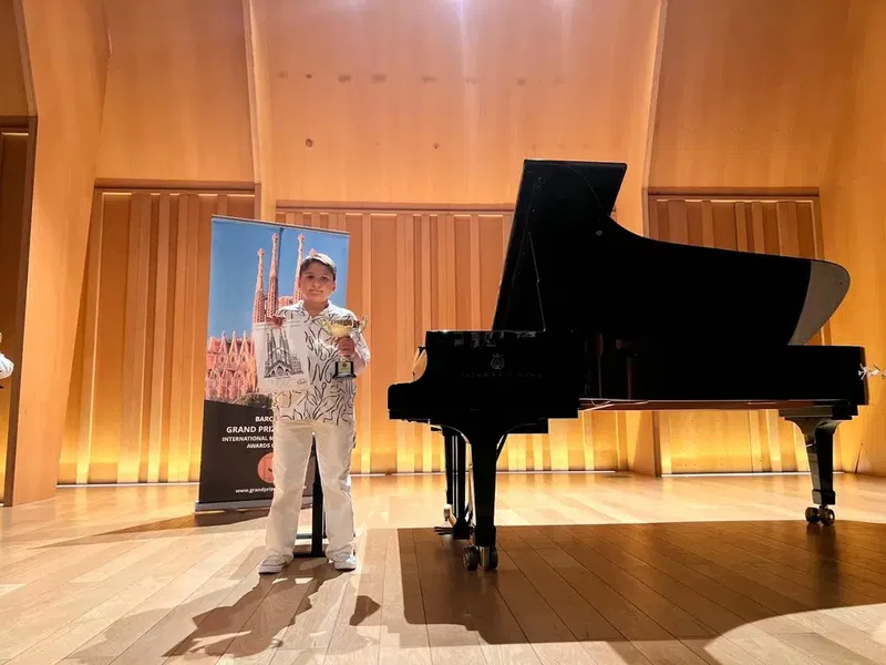 Serenat Sanat Akademi - Photo 2