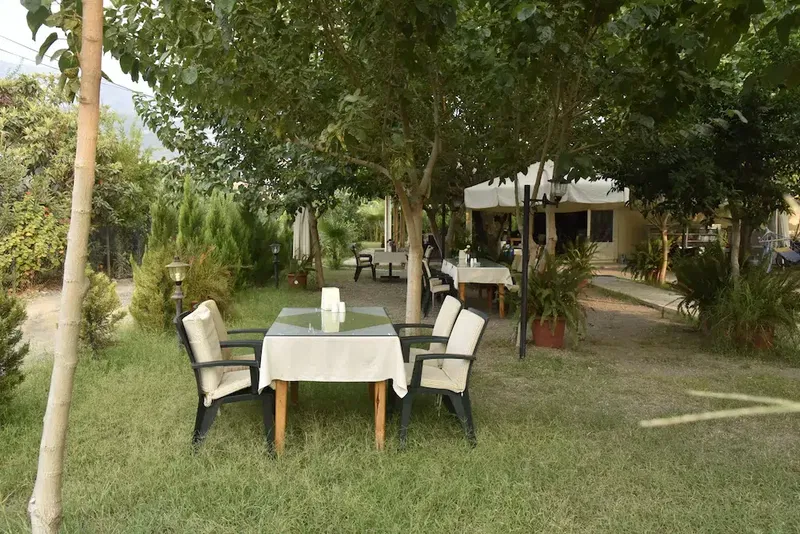 SERENITY Restaurant & BUNGALOWS - Photo 6