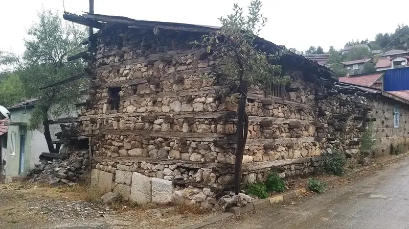 Seyit Girgin Meydanı - Photo 8