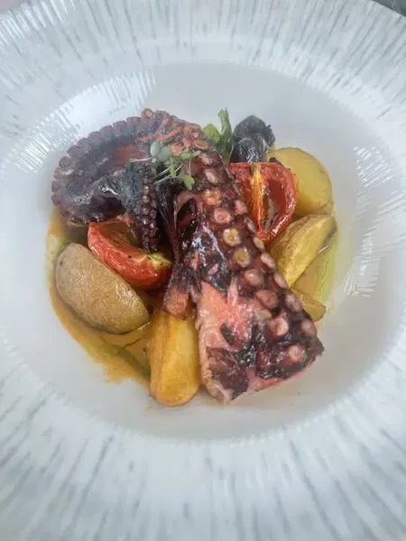 Sicilia Restaurant - Photo 4