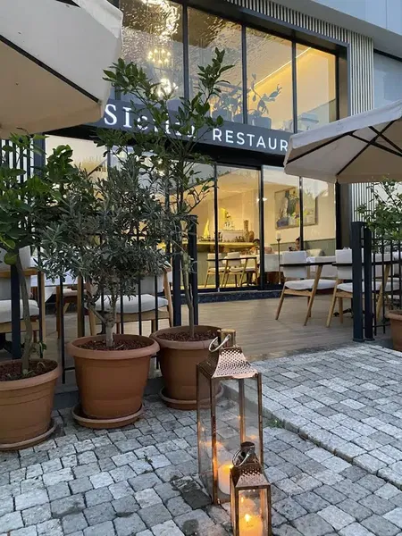 Sicilia Restaurant - Photo 7