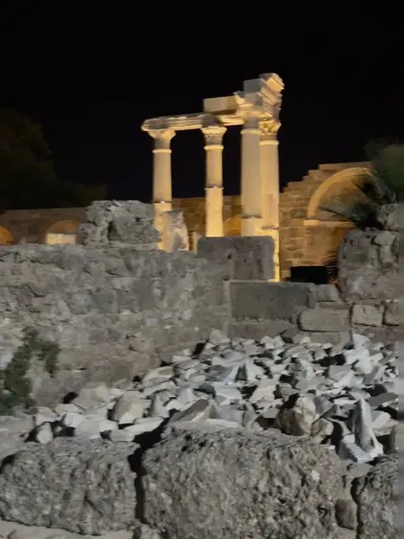 Side Dionysos Tapınağı - Photo 8